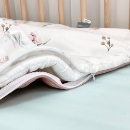 Paturica bebe din satin si stofa de vafe cu pilota Hortensie roz pudra (3)
